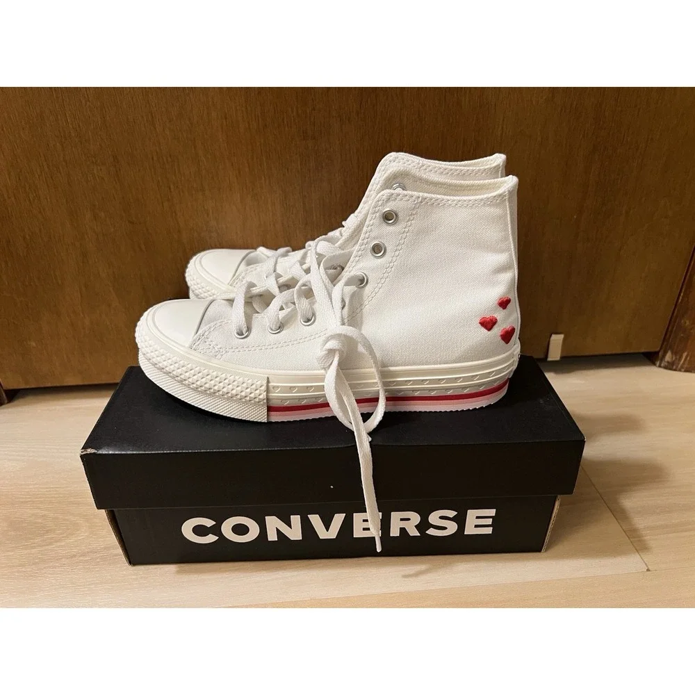 Converse A10717C‎ Valentine's Day Unisex Sneakers In White Red Youth 3